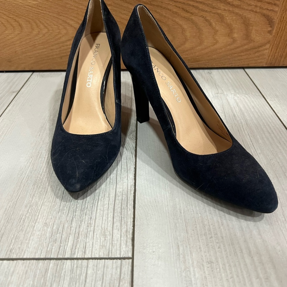 Franco Sarto Women's Navy Suede Pumps
